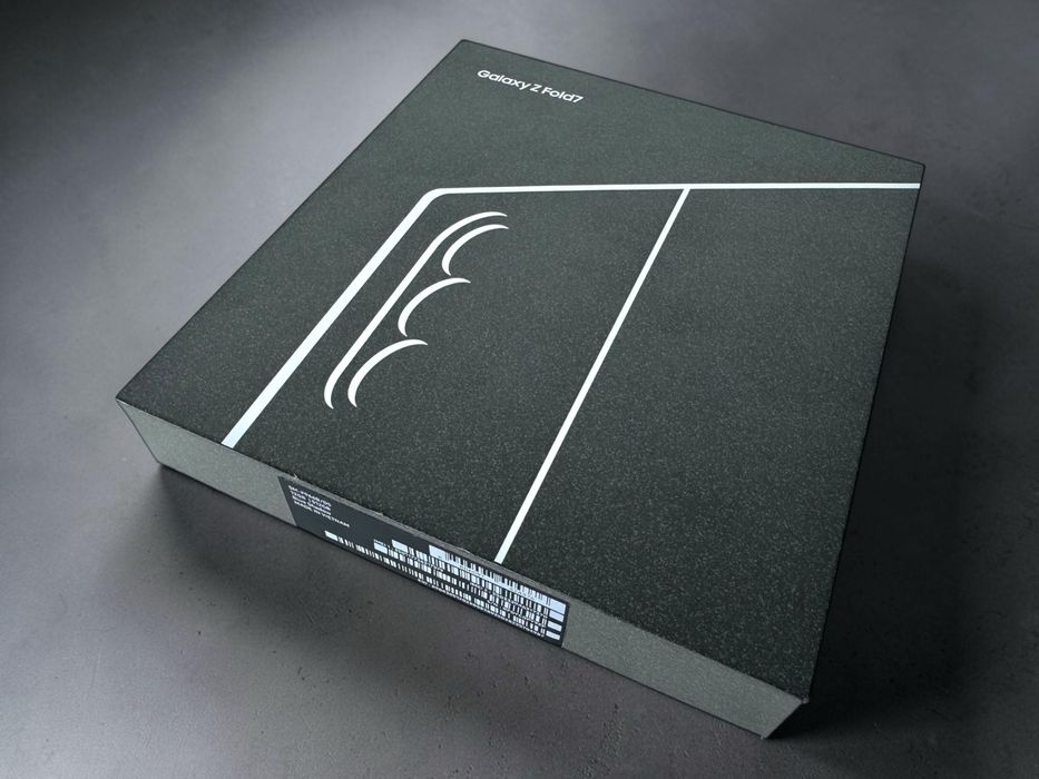 НОВ! Samsung Galaxy Z Fold 7 5G 512GB Blue 2г. Гаранция!