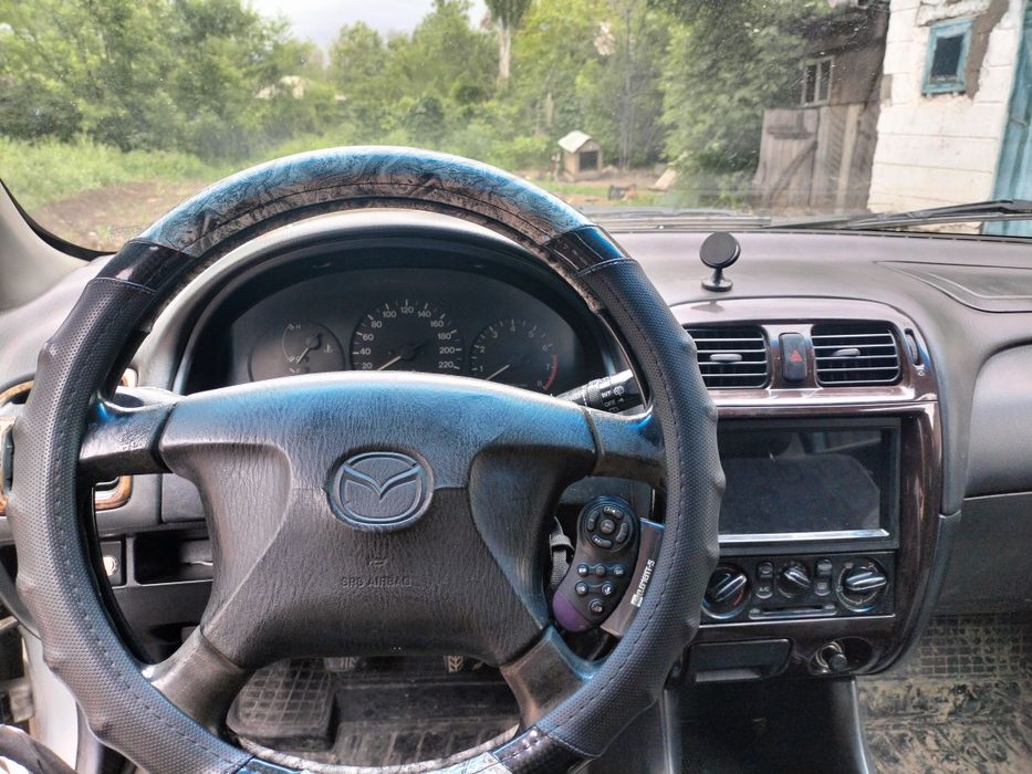 Продам мазду 626