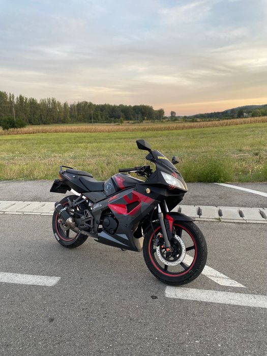 Vând motocicletă kymco quannon 125cc(A1)