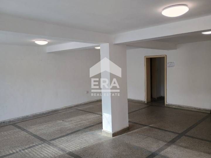 Продава се Офис в Варна, ЖП Гара - 99 кв.м за 1561 €/кв.м - Снимка #3