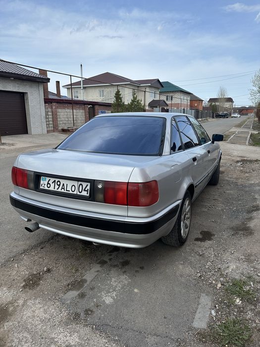 Audi 80 b4 2.3 автомат