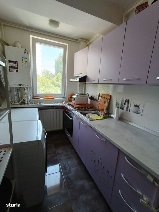 3 camere si 50mp terasa - Luica