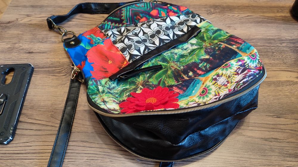 Чанта Desigual от плат