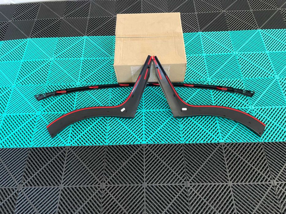 Set trim ornamente bandouri Renault Twingo 3 rs noi originala Renault