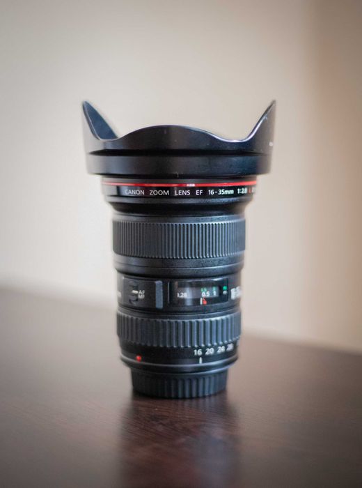 Obiectiv Canon 16-35 mm f/2.8 L II