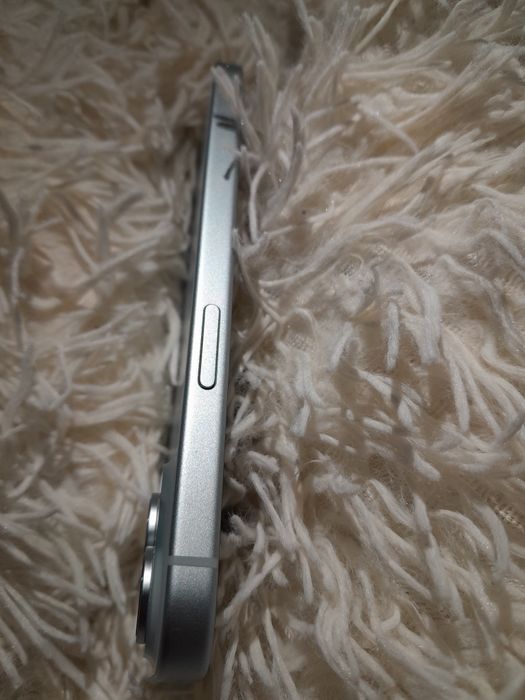СРОЧНО продам iPhone 15