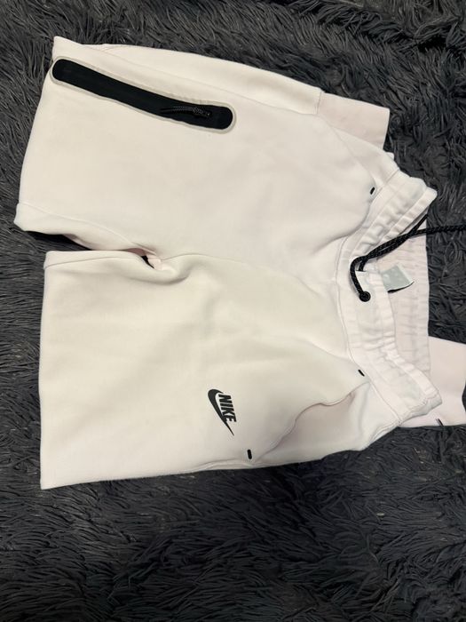 Дамски екип Nike Tech Fleece