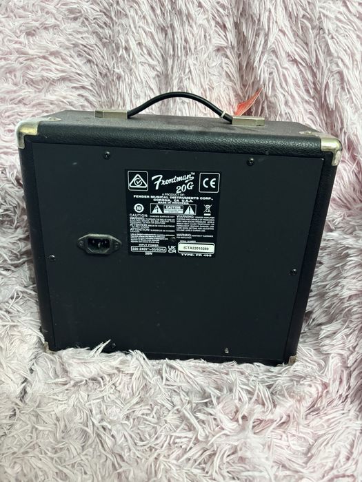 Электрогитара fender