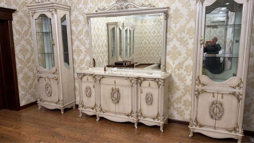 Стенка в гостиную