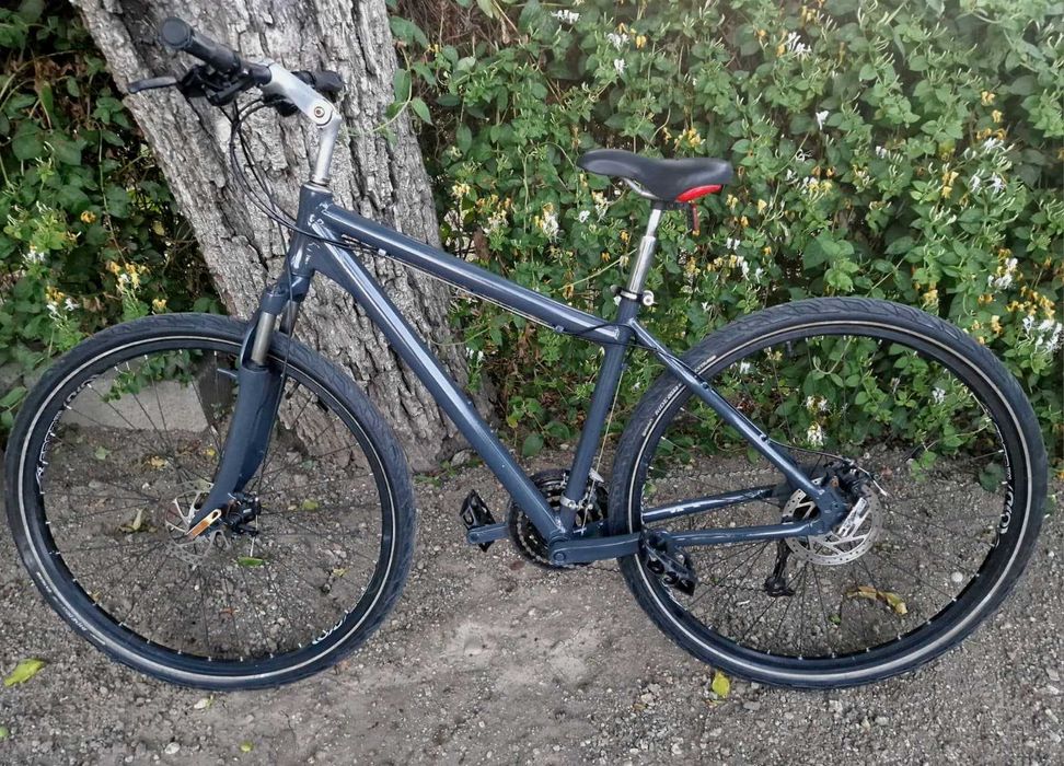 Vând Bicicletă MTB 28" / Frâne Disc / Shimano Deore XT / 3x9 Viteze