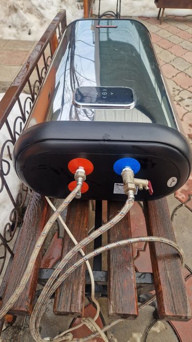 Бойлер для горячей воды в отличном состояние