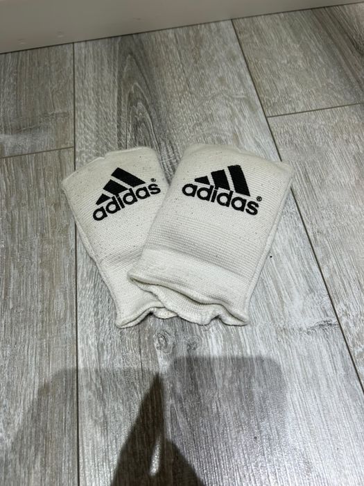 Продам кимоно с экипировкой