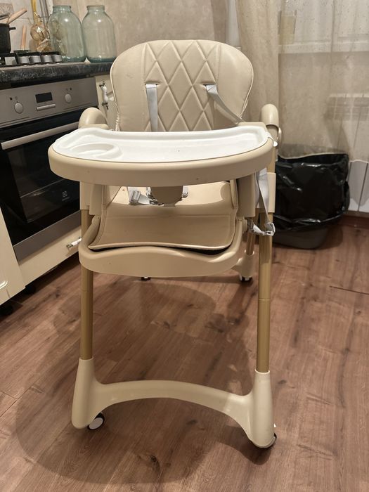 Детский столик для кормления