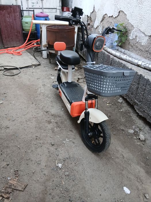Скутер новый 3 ай айдалган