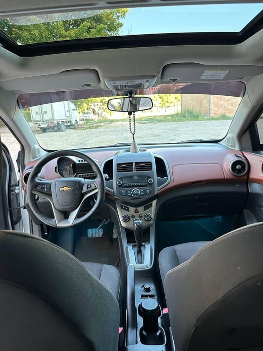 Chevrolet sonic sotiladi