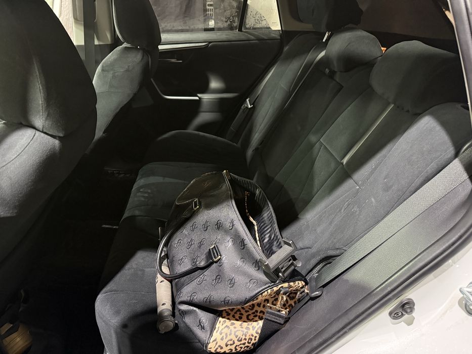 Модельные Чехлы рав4