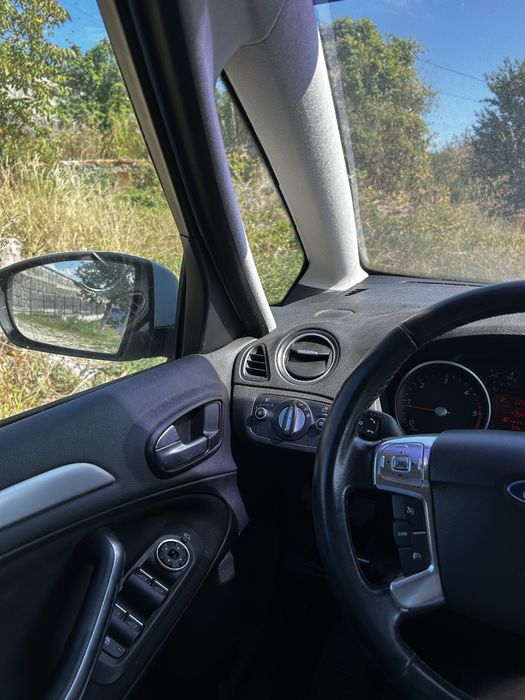 Ford S-max cutie defecta