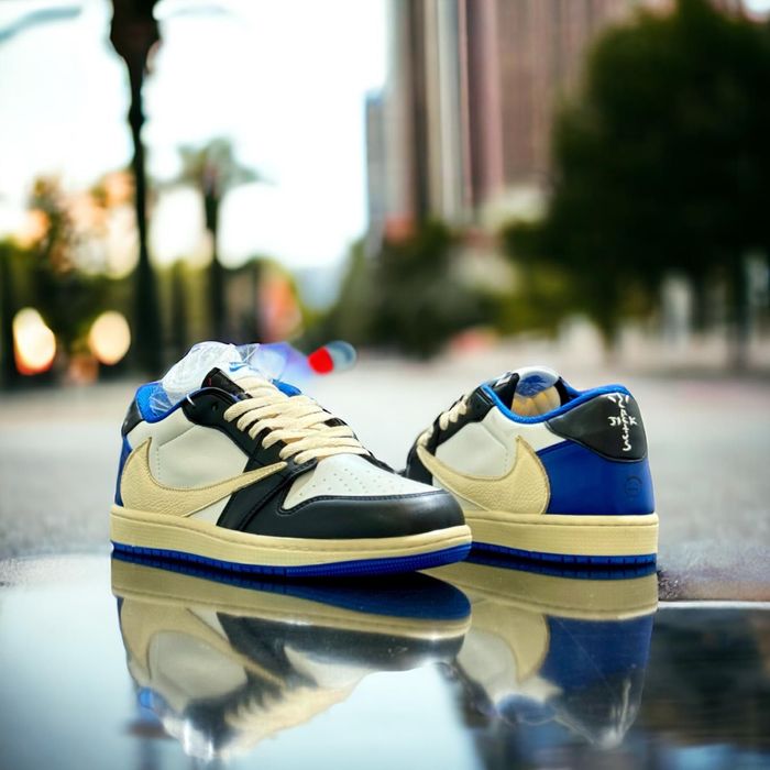 Adidasi Jordan xTravis Scott x Fragment Jordan 1 Low Adidasi Unisex