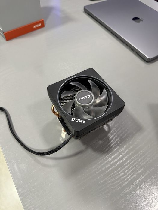 CPU Fan от AMD Ryzen 9 (без процессора)