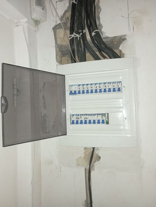 Услуги электрика частны электрик