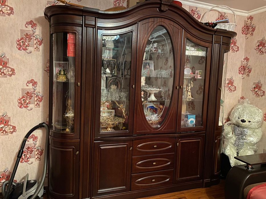 Гостинный горка мебель