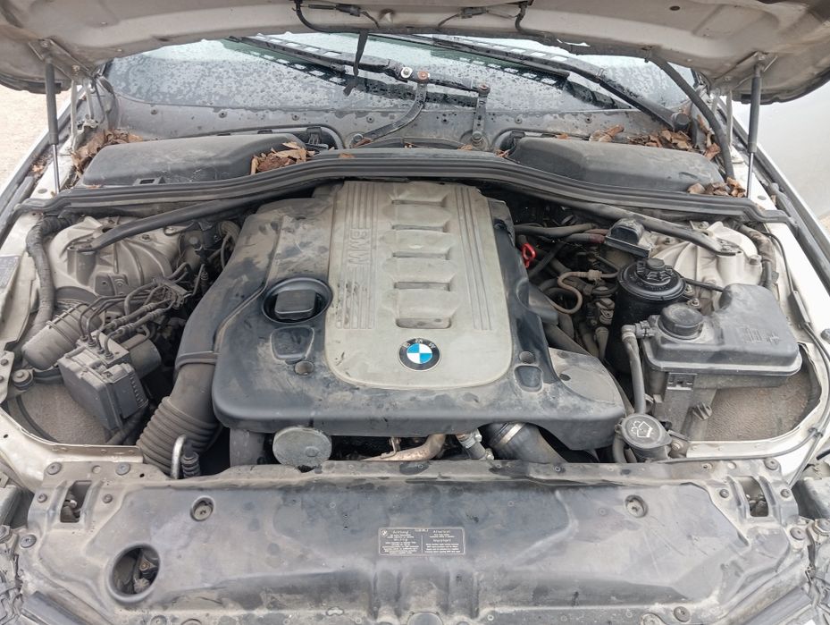 Продавам Е60 530D 218 ръчка Logic 7 На Части