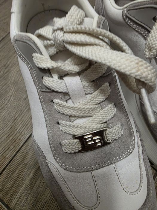 Adidași platforma mărimea 37 stare foarte bună câteva purtării  Enzo Bertini