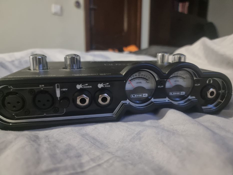 продам аудиоинтерфейс line 6 ux2