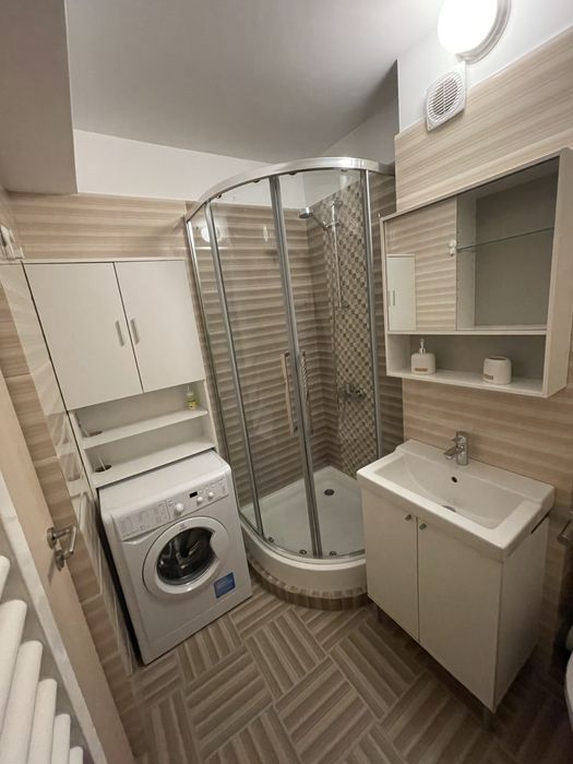 Proprietar vand Studio centru str Crinului bloc nou Praxis