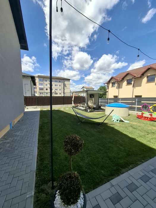 Casă individuală cu spațiu comercial – Cisnădie