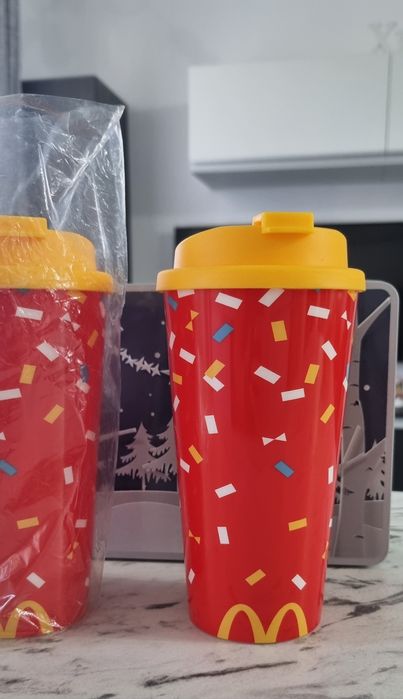 Set 2 pahare Mc Donald's, ediție limitată aniversare 30 de ani