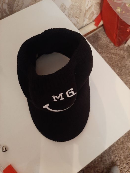 Женская головная убор