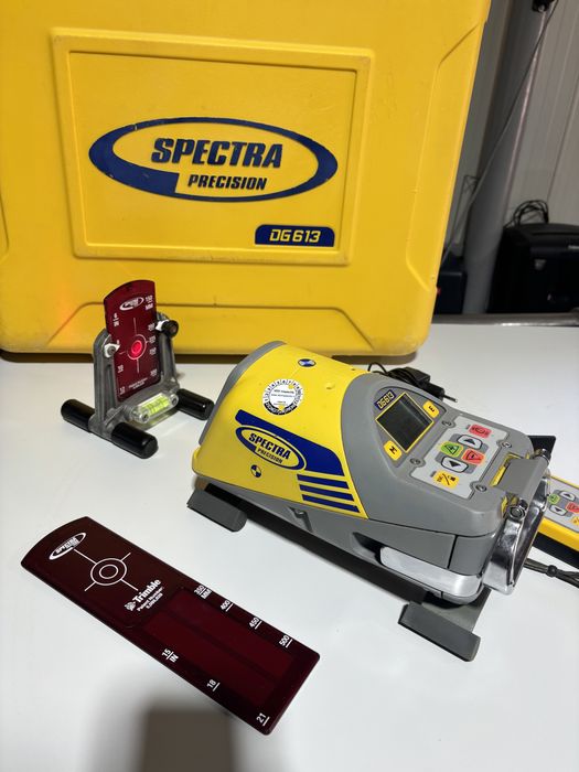Spectra dg 613 nivela laser canalizare topcon hilti