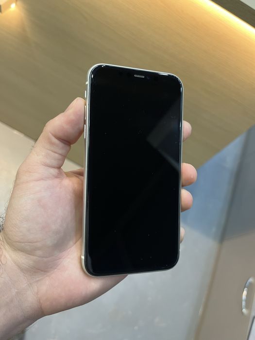 iPhone 11/64GB/White