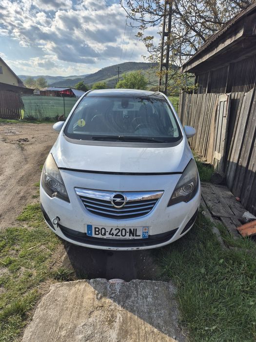 Dezmembrări Opel Meriva B 1.7 CDTI 2011 – piese în stare foarte bună