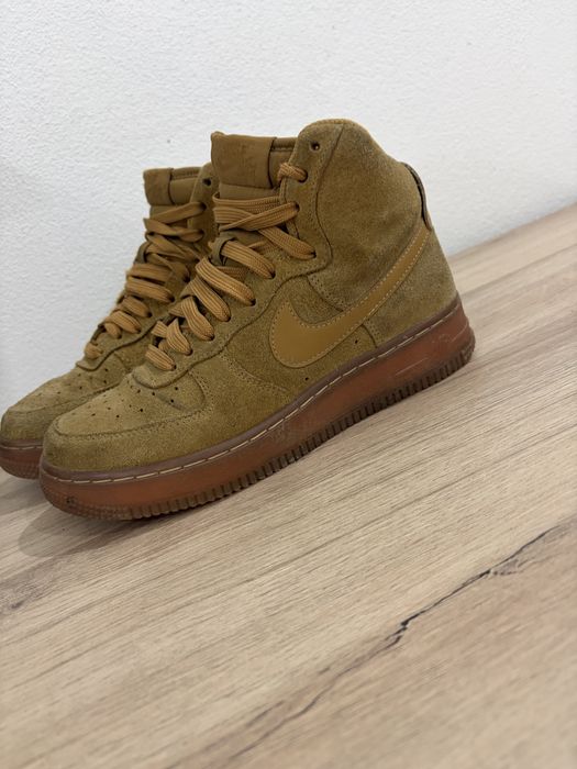 Vand adidasi nike trimti cu verificare marimea 36,5