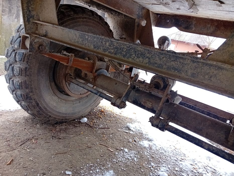 Vând remorcă fixă