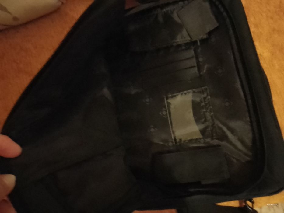 geanta pentru laptop