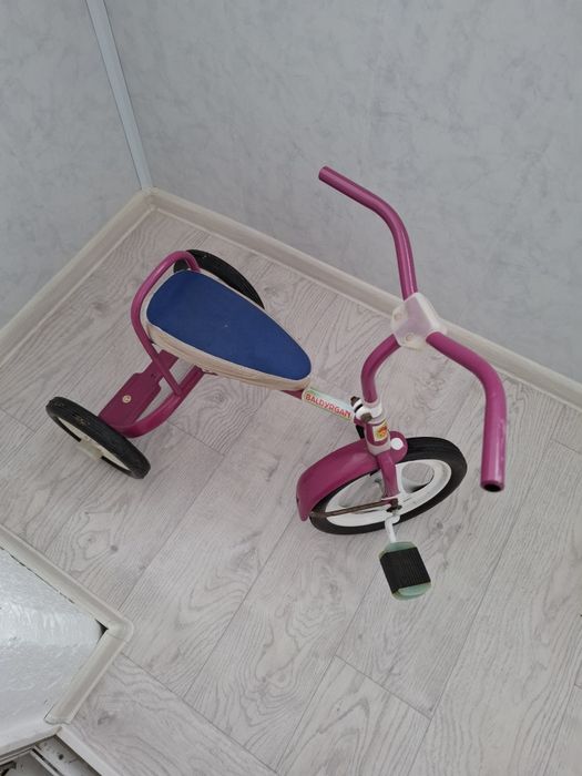 Продам трехкооесный велосипед