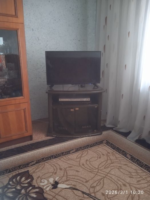 Продам на запчасти телевизор