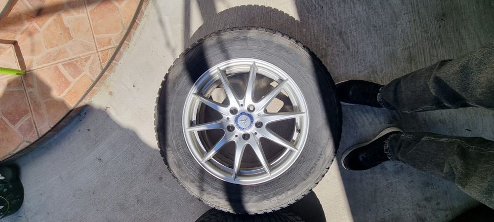 Jante Mercedes w166 ML/GLE 235/65/R17, anvelope Nokian snowproof,DOT 2023