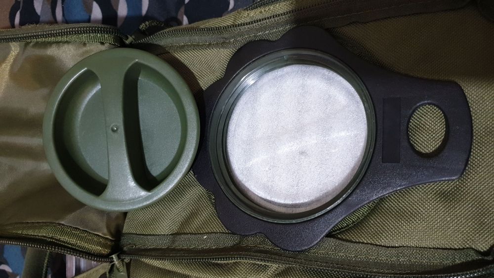 Vând camelbak + Cleaning kit