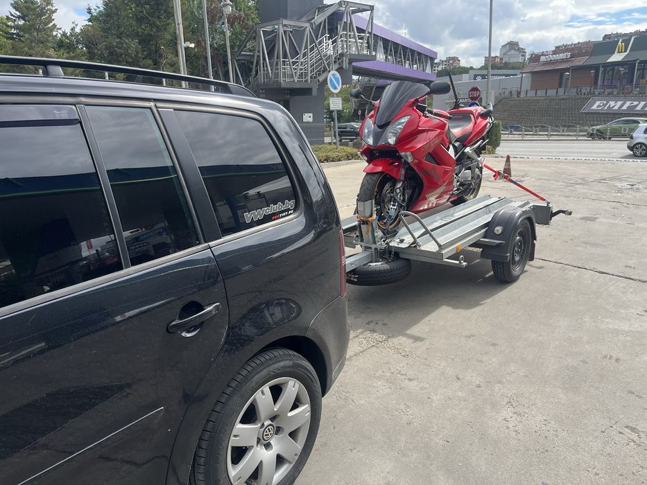 Превоз на  Мотори,АТв-та,Моторни шейни и товари с ремарке в цялата