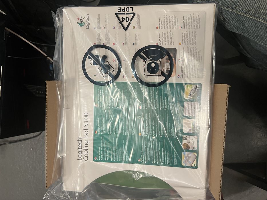 Logitech Cooling Pad N100 – фабрично запечатана основна опаковка, комплект от 4 броя, нови стоки от стари запаси, 2009 г.