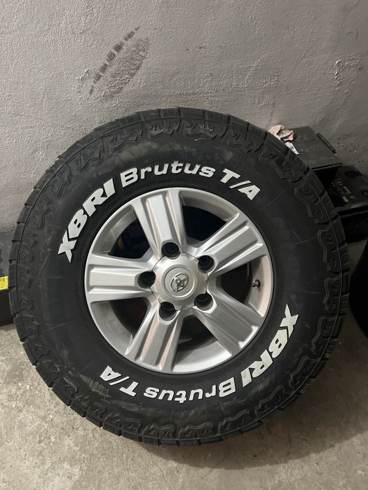 Резина А/Т  285/75 R16