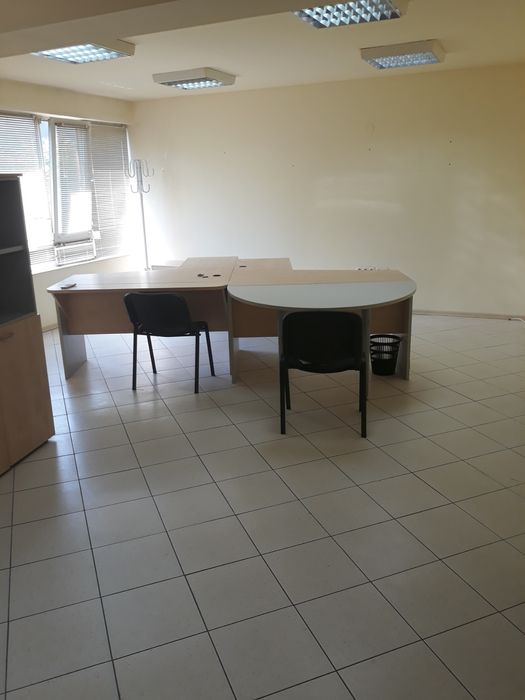 Продава се Офис в Шумен, Център - 45 кв.м за 1978 €/кв.м - Снимка #1