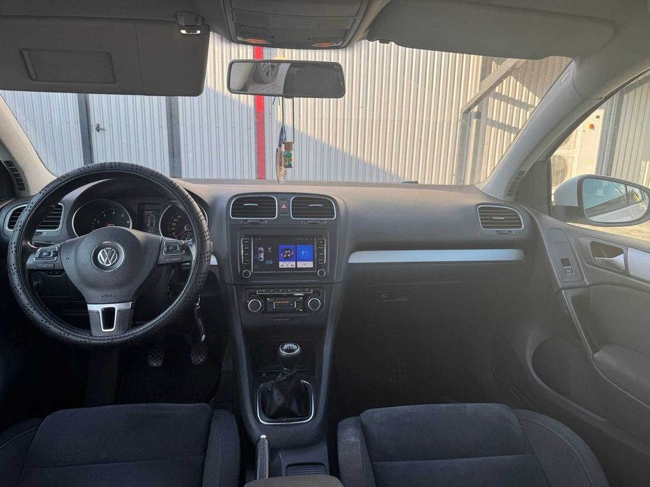 Vand VW Golf 6/ 1.4 TSI/ 122 CP/ 2010/ Navi/ Clima/ Pilot automat /Camera marsarier/ Android-Apple Car Play