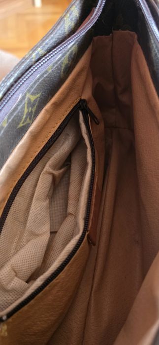 Оригинална винтидж чанта Louis Vuitton Pochette