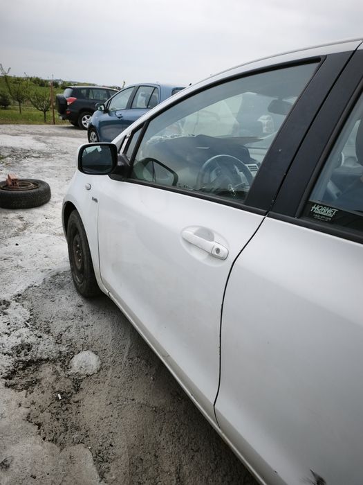 Ușa stânga față Toyota Yaris 2006-2009
