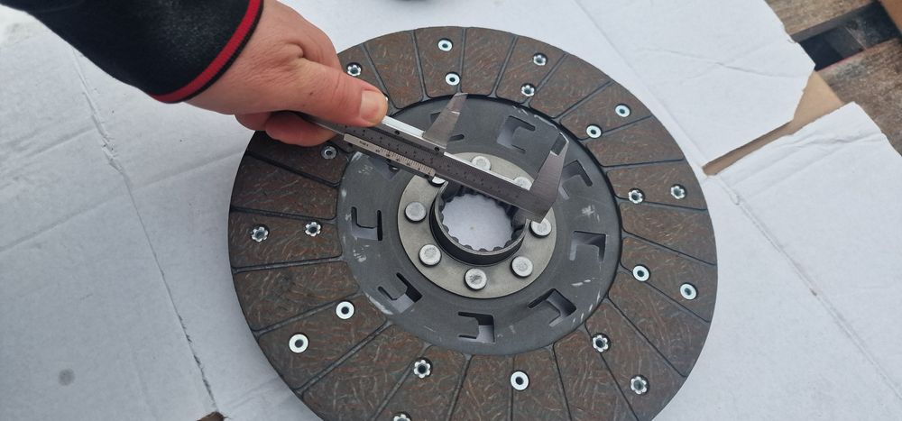 Disc priza putere ambreiaj fiat 715 import Italia original pret 850 le